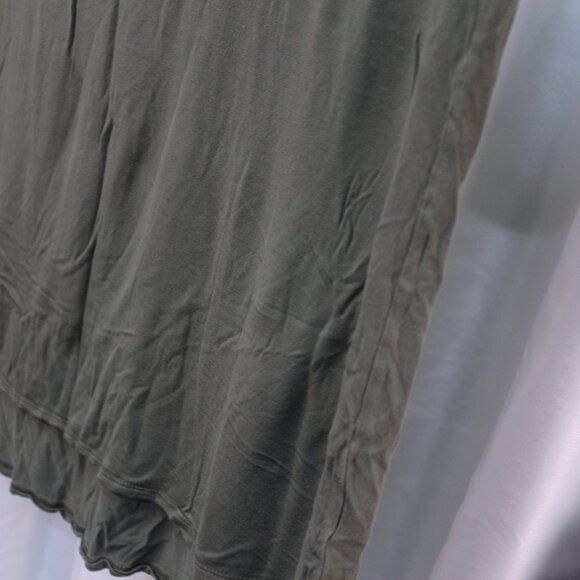 ellos Khaki Graphic Short Sleeve Tee - Picture 7 of 10